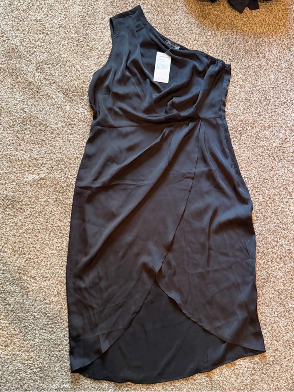 Elegant One-Shoulder Black Dress by